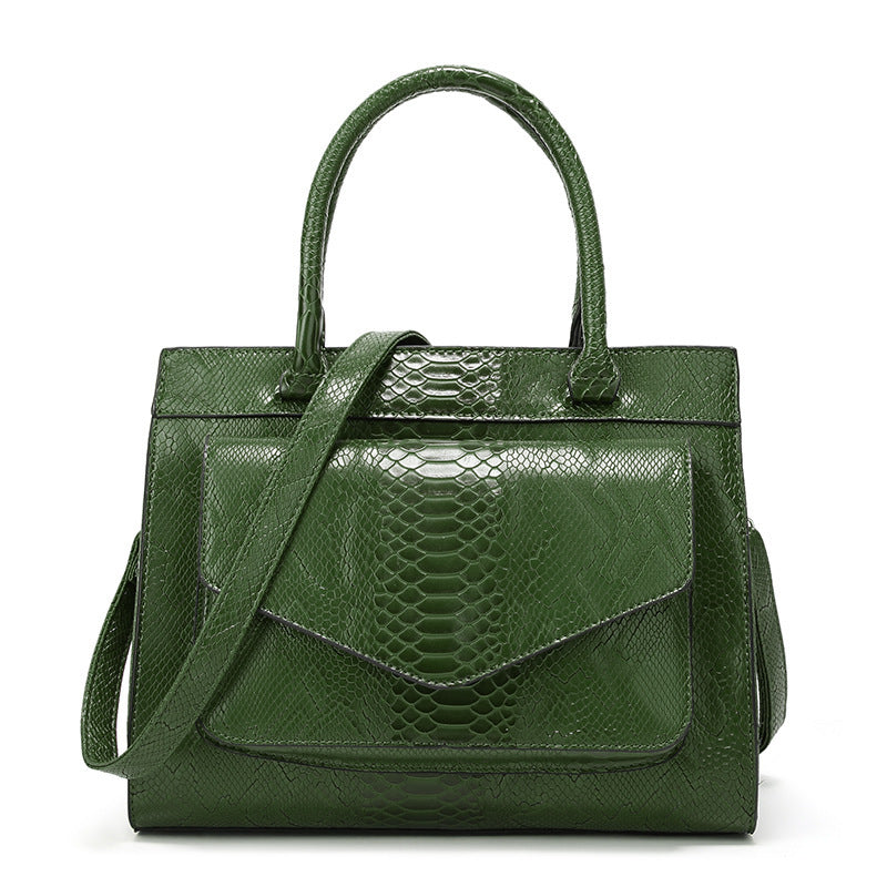 European and American Women's Snake Print Handbag