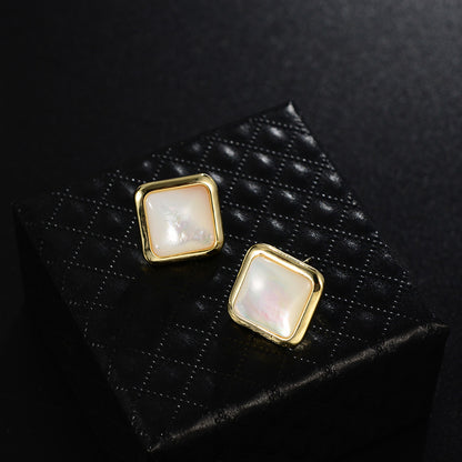 Pearl Simple Earrings