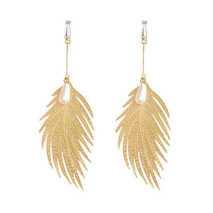 Leaves Hollowed Out Pearl Earrings