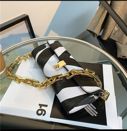 French Chain Underarm Bag