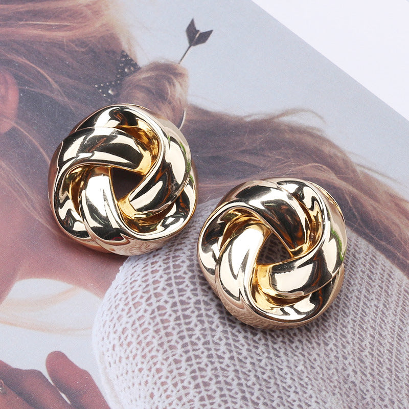 European and American Feminine Earrings