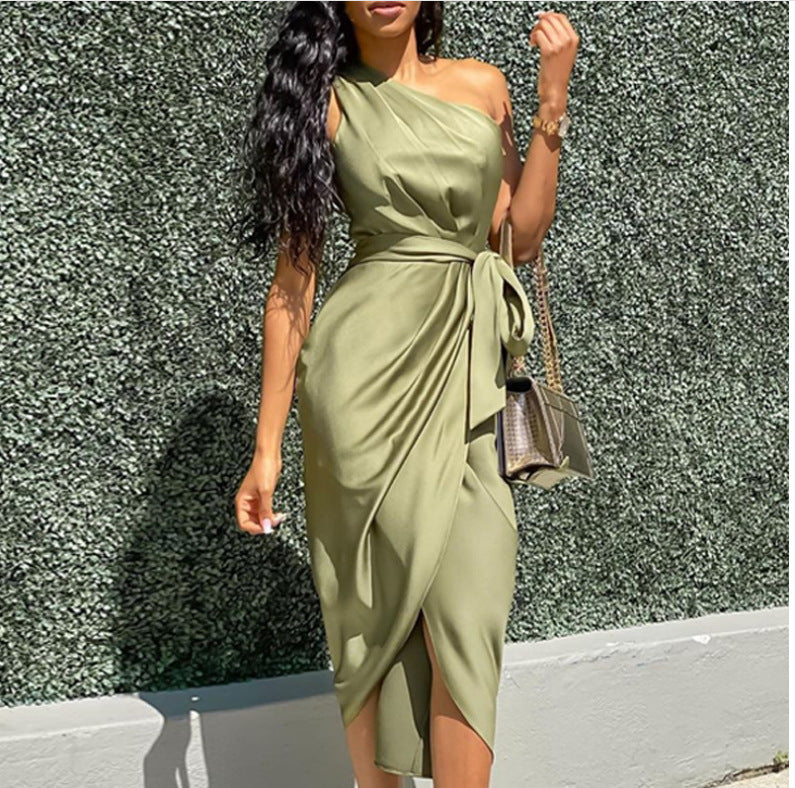 Dresses With Slanting Shoulders And Irregular Straps