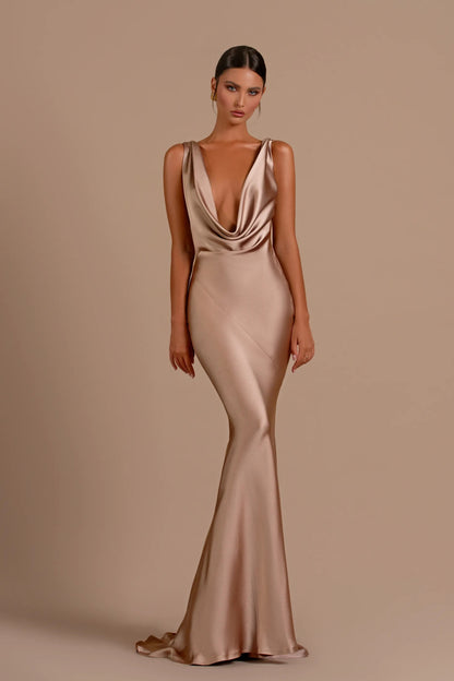 Mermaid Bridesmaid Dresses For Wedding Deep V Neck