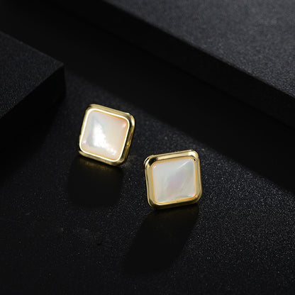 Pearl Simple Earrings