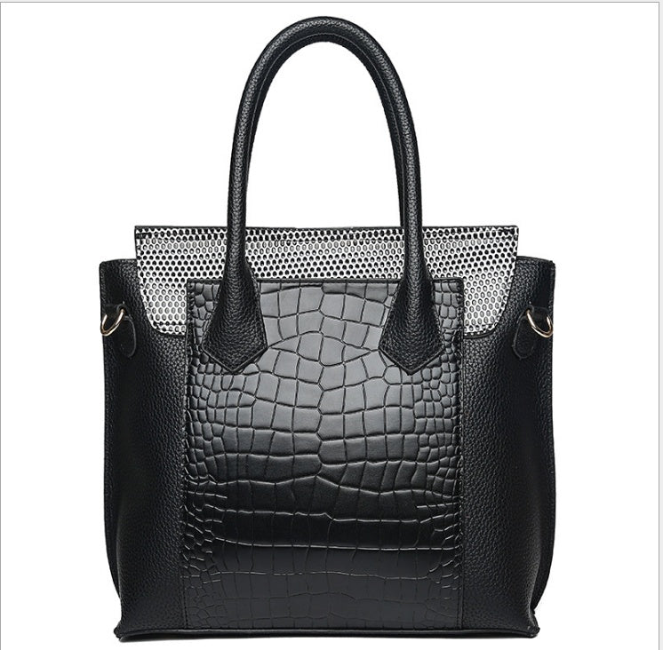 One Shoulder Diagonal Tote Bag