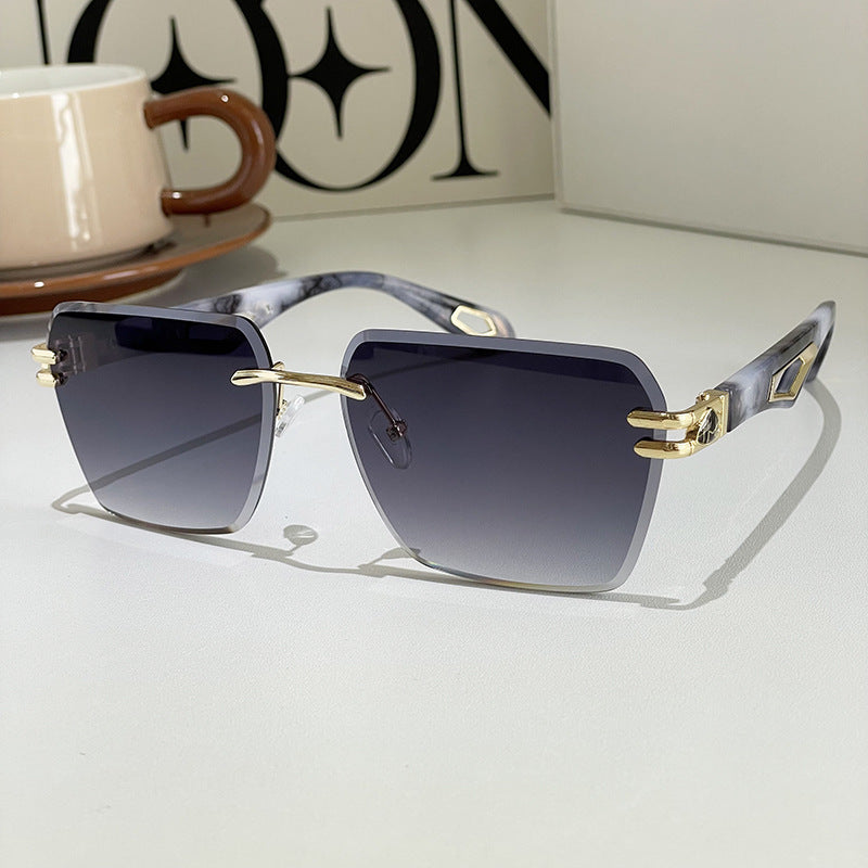 Trendy Street Style Sunglasses