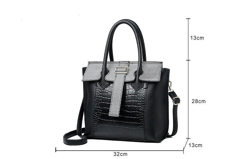One Shoulder Diagonal Tote Bag