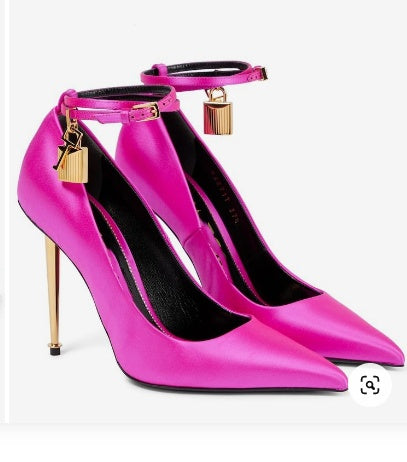 Padlock Gold Heel Pumps