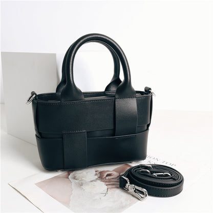 Woven Single Shoulder Crossbody Handbag