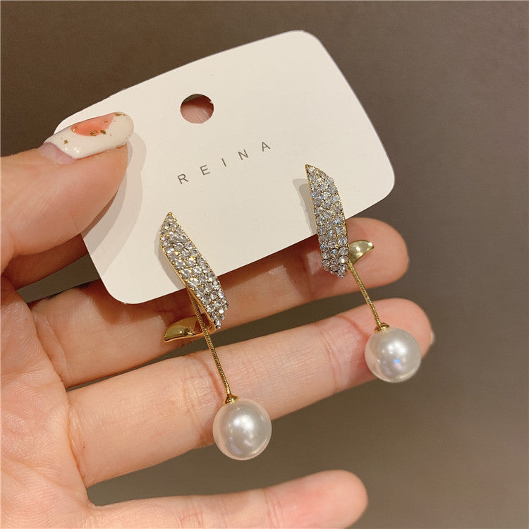 Two Full Diamond Wings Pearl Earrings Personality