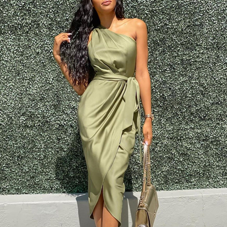 Dresses With Slanting Shoulders And Irregular Straps