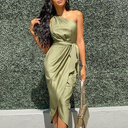 Dresses With Slanting Shoulders And Irregular Straps