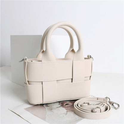 Woven Single Shoulder Crossbody Handbag
