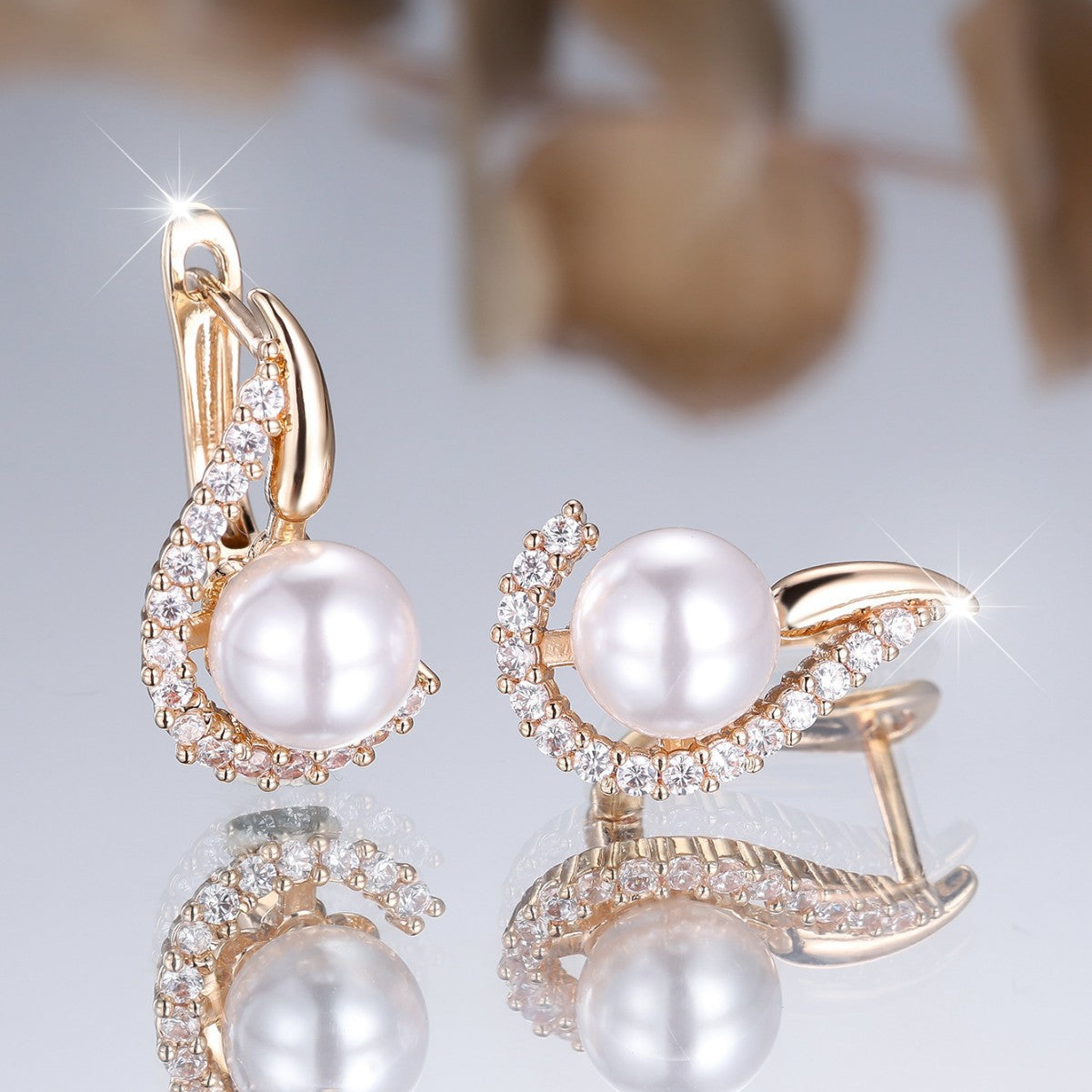Pearl Diamond Round Earrings