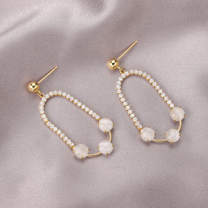 Retro Simple Temperament Earrings Net Red Earrings Irregular Earrings