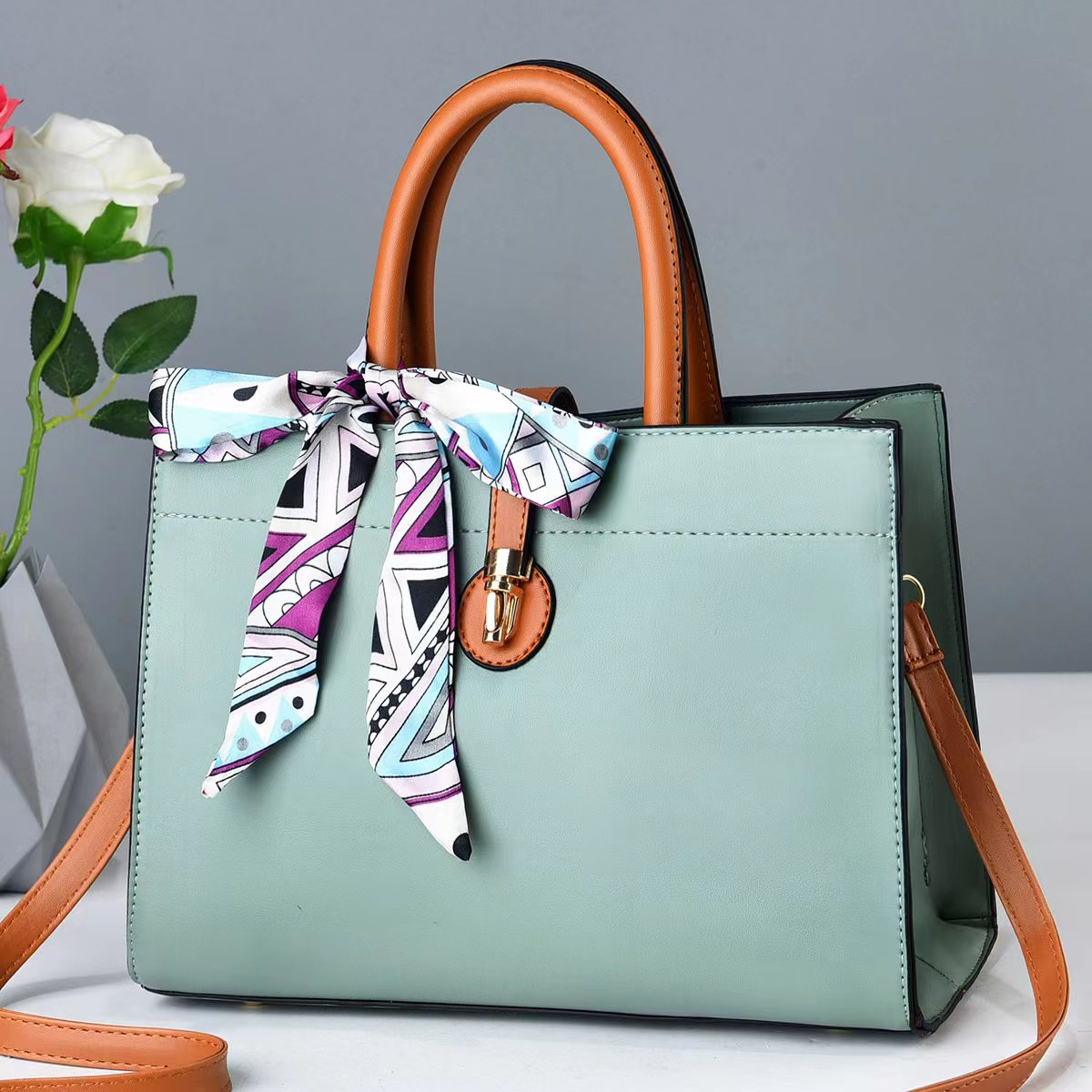 Trendy Fashion Women Crossbody Bag
