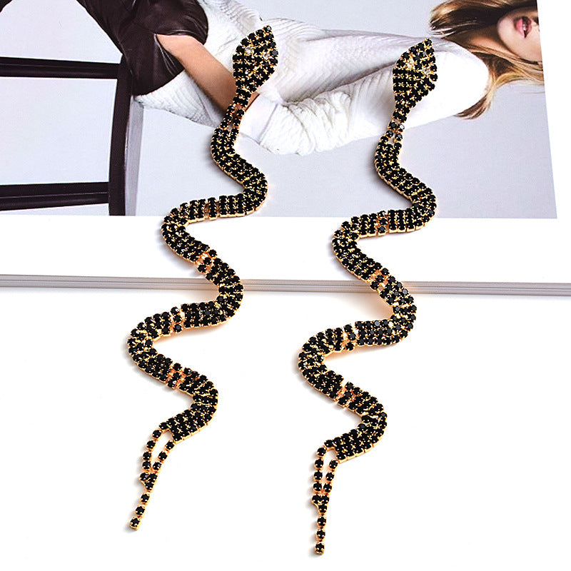 Fashion Snake-shaped Long Small Diamond