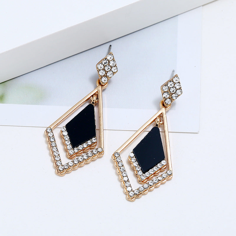 Simple Diamond-set Geometric Rhombus Earrings