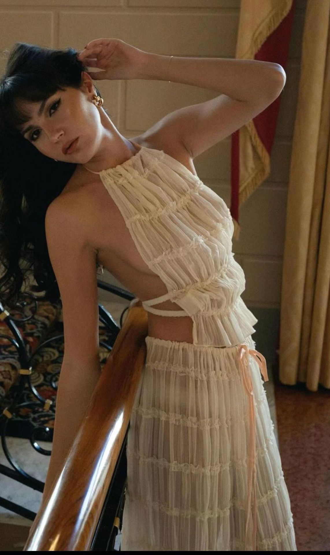 Sexy Sleeveless Backless Cropped Halter Top