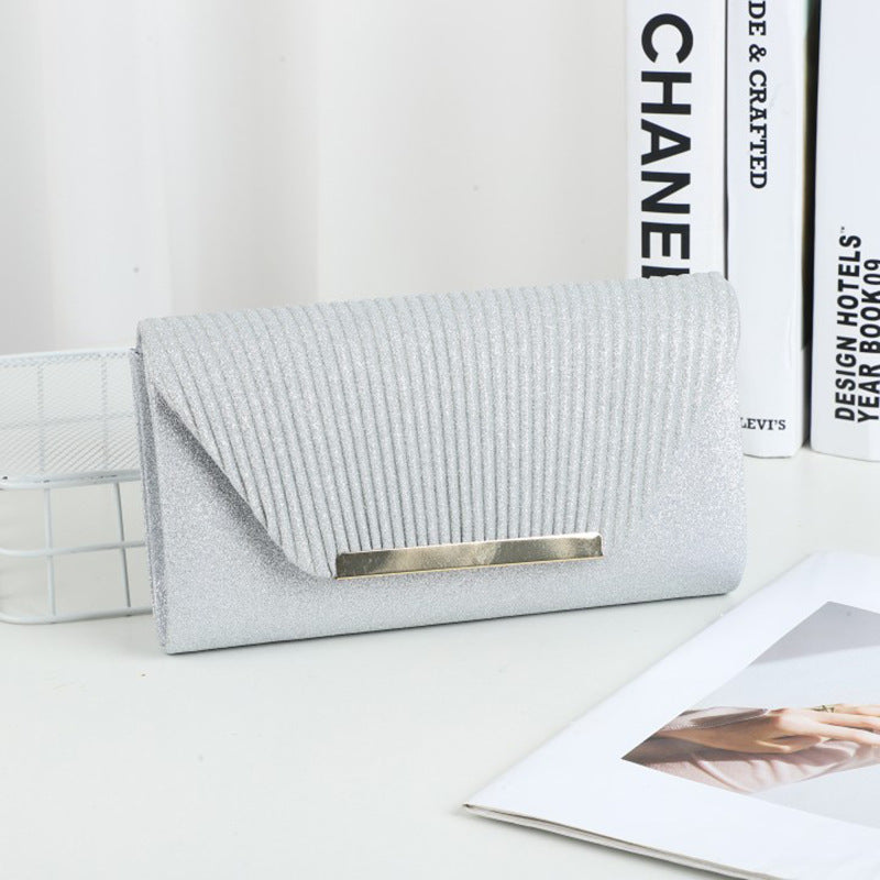 Shell Pattern Chain Bag