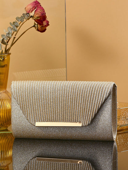 Shell Pattern Chain Bag